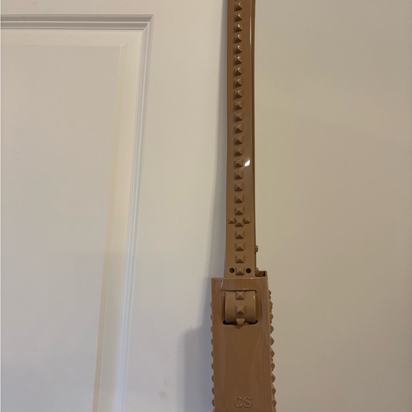 Elegant Tan Studded Crossbody Bag - Picture 3 of 4